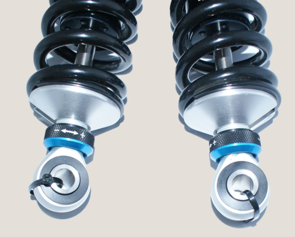 Indian Chief Dual Adjustable and Piggy Back Rear Shock Absorbers - Image 2