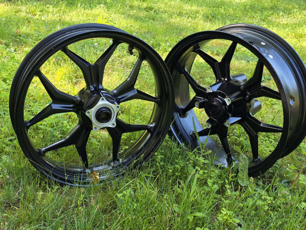 Energicia Cast Aluminum Wheels